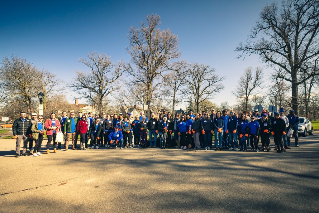 Group photo of Earth Day volunteers